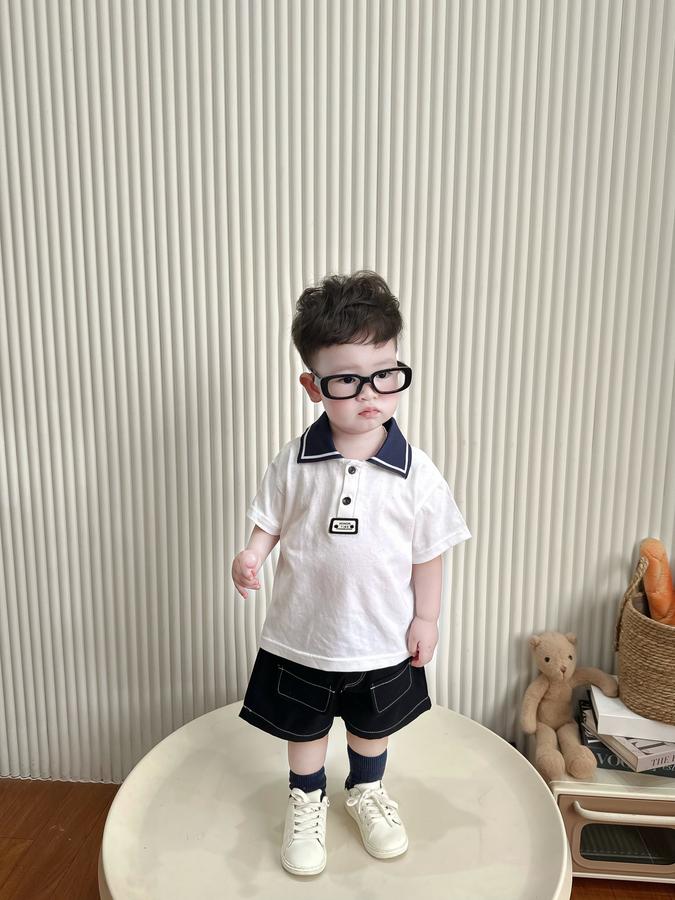 A2308- áo polo phối cổ đính logo dưới nep