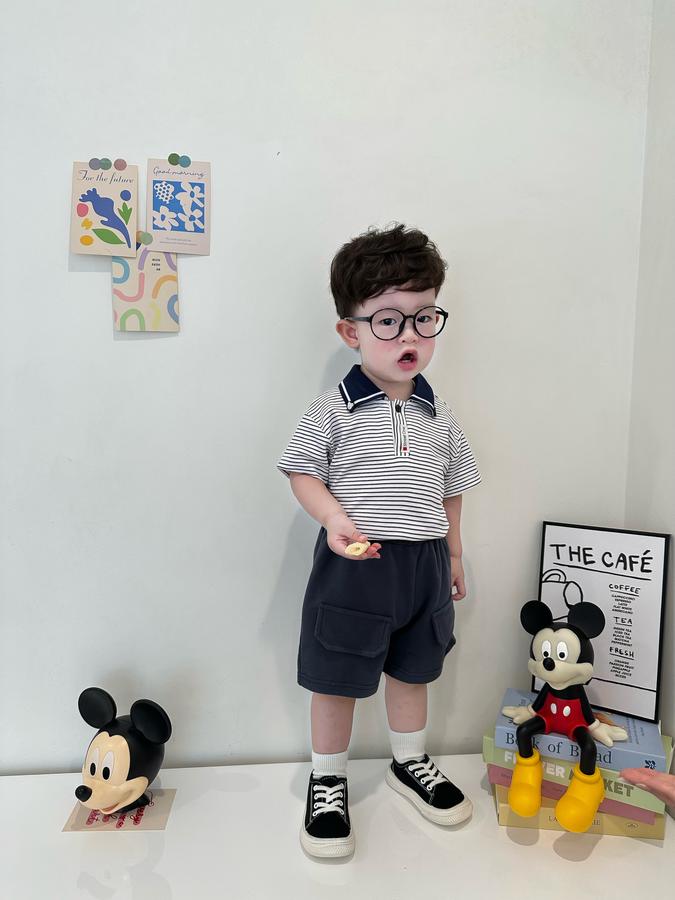 SB2334- bộ polo bé trai phối viền cổ, logo đính nẹp