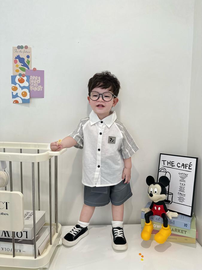 SB2324- bộ sơ mi phối tay kẻ logo 72