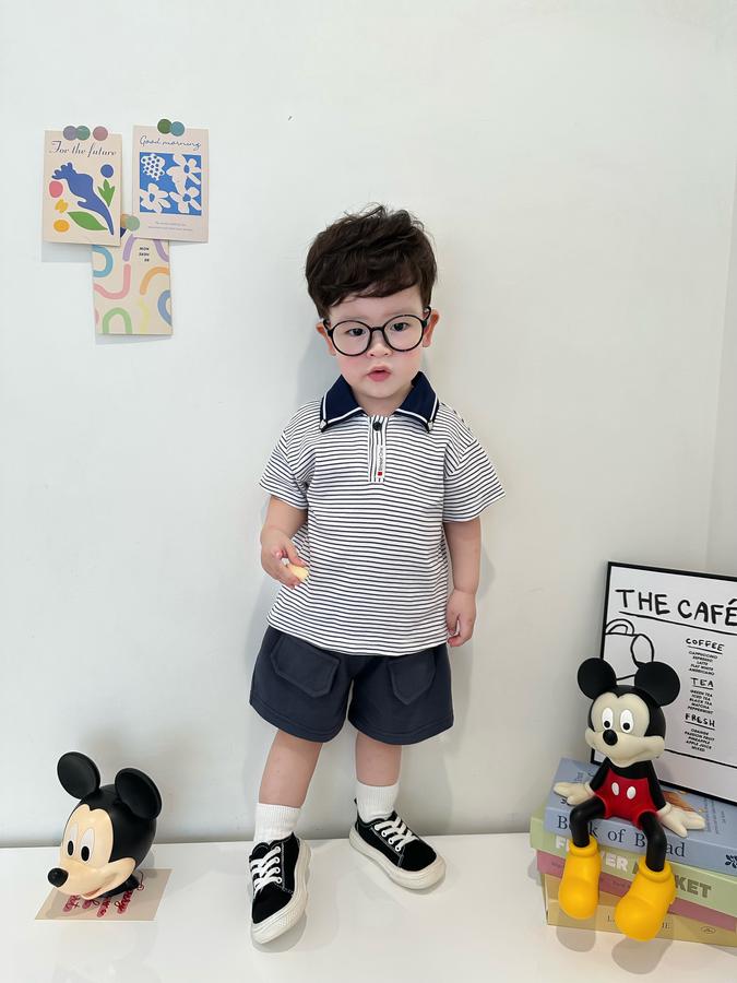 SB2334- bộ polo bé trai phối viền cổ, logo đính nẹp