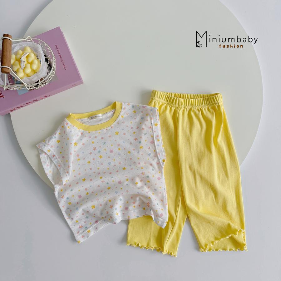 SB2389- bộ  sát nách bé gái phối cổ quần màu trơn, áo in họa tiết