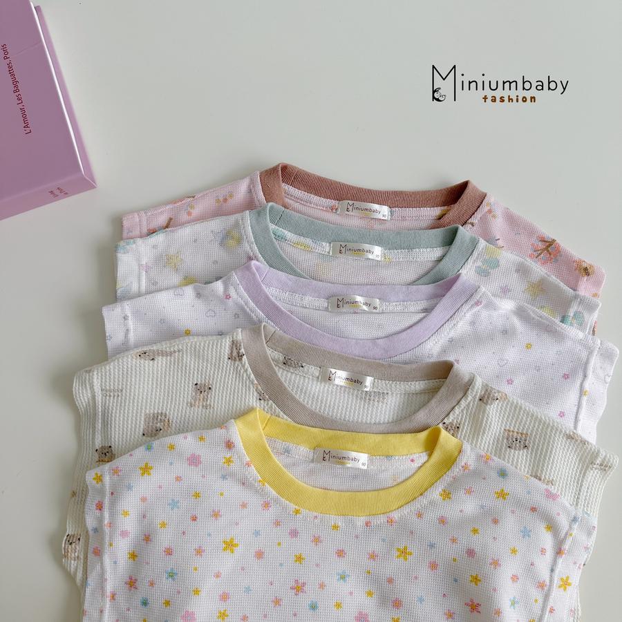 SB2389- bộ  sát nách bé gái phối cổ quần màu trơn, áo in họa tiết