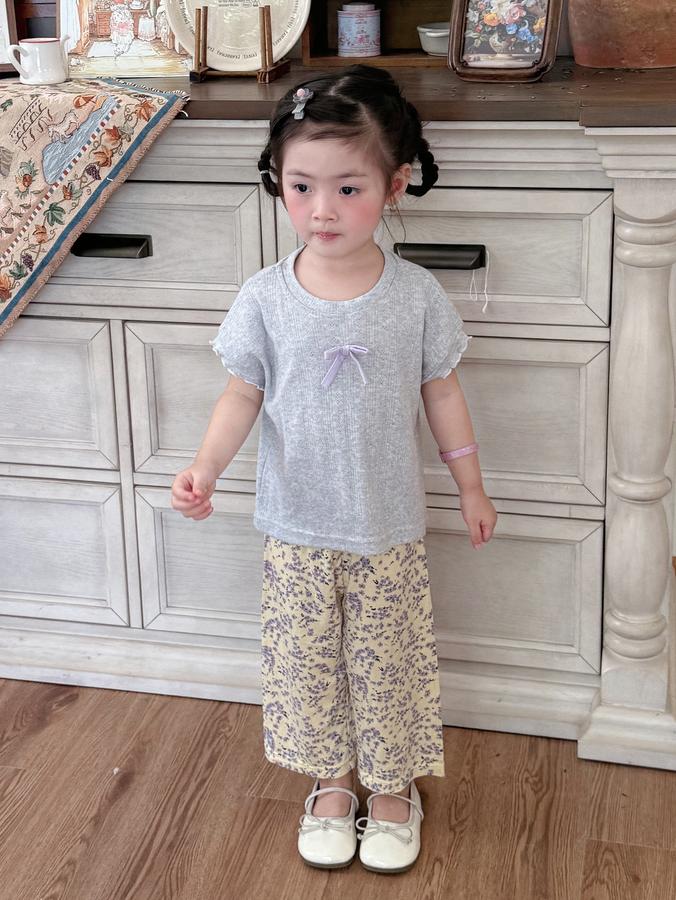 SB2397- bộ sát nách quần lửng hoa tim đính nơ