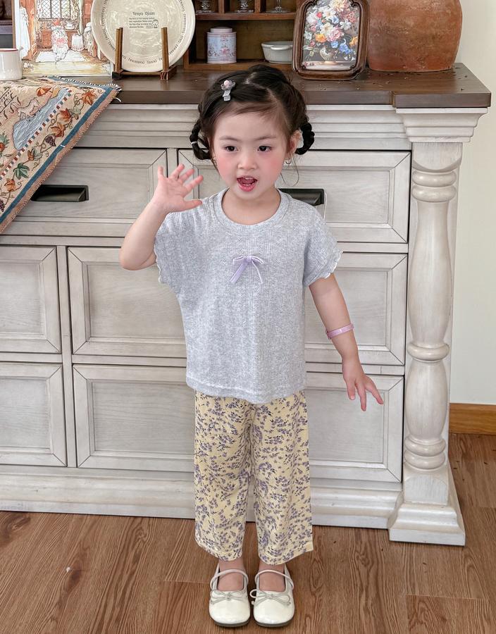 SB2397- bộ sát nách quần lửng hoa tim đính nơ