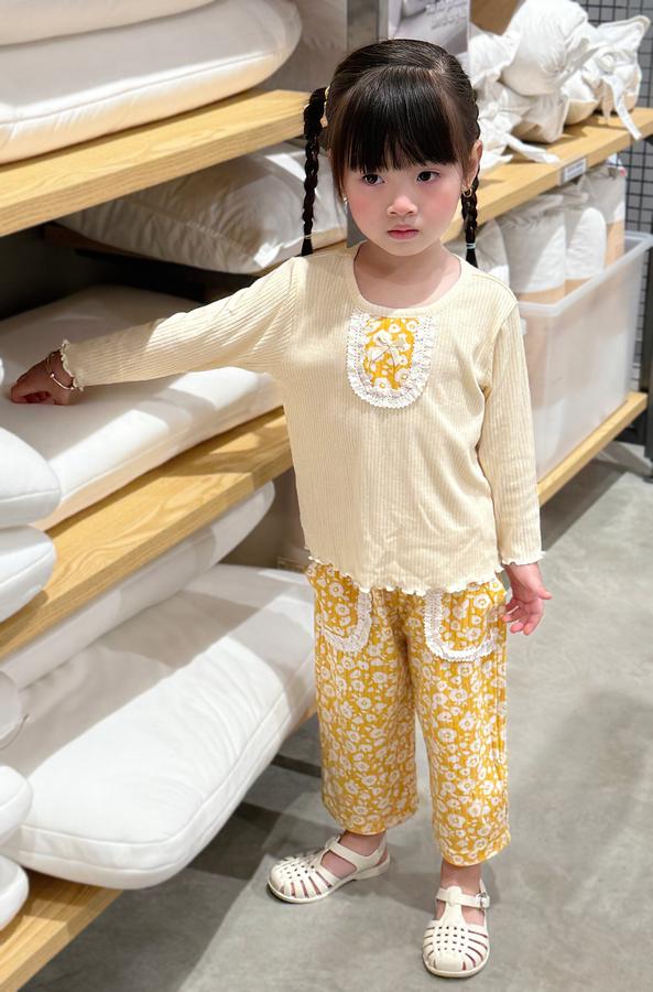 SB2394- bộ dài tay bé gái bèo nẹp, túi quần đính nơ nẹp