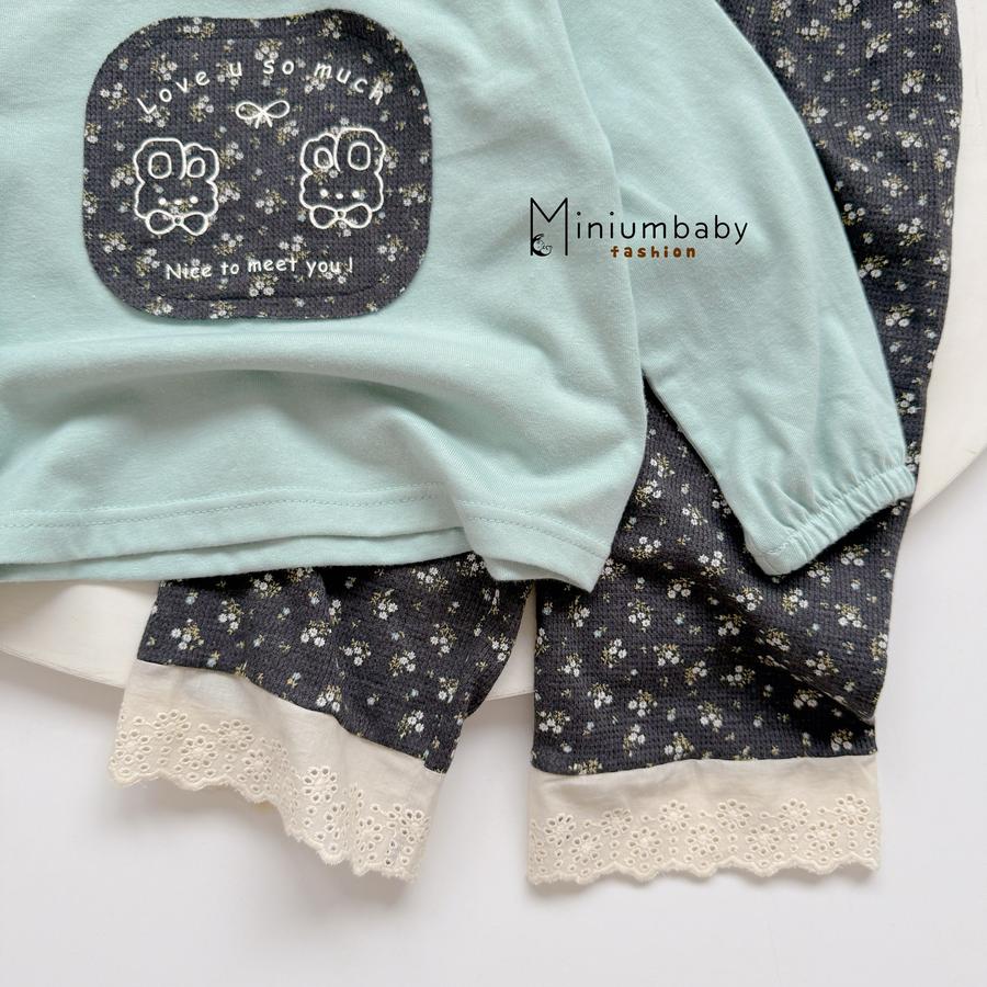 SB2416-bộ dài tay bé gái đáp vuông in thỏ, nơ, hoa phối quần hoa ren gấu