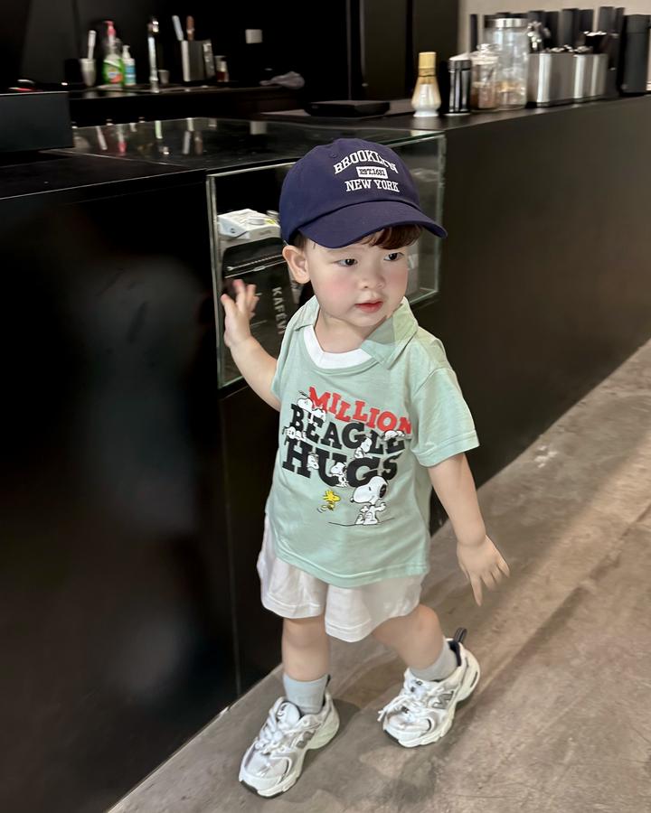 SB2236- bộ polo in chữ million beagle hugs ngực