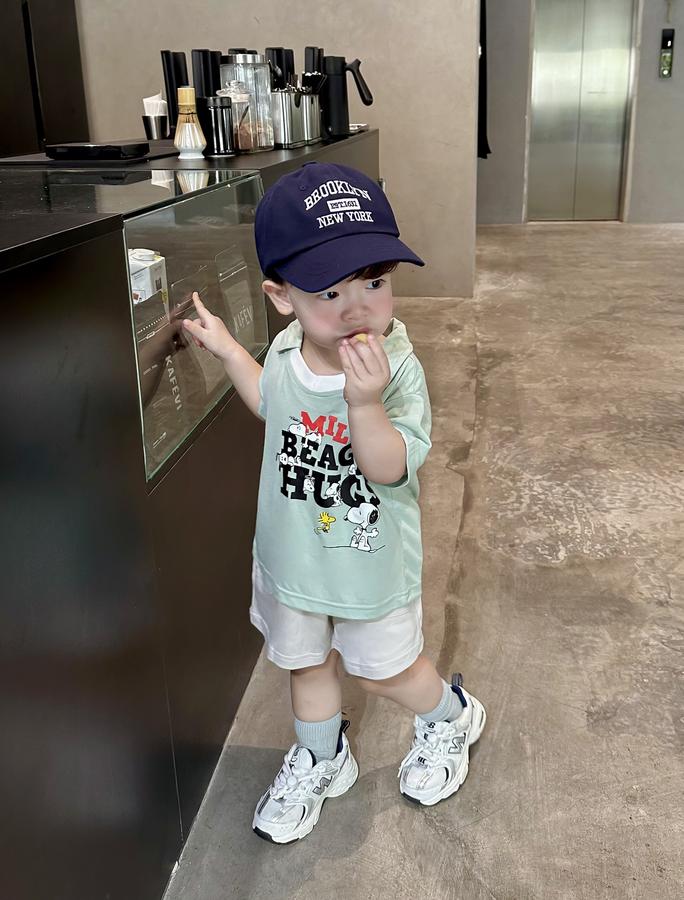 SB2236- bộ polo in chữ million beagle hugs ngực