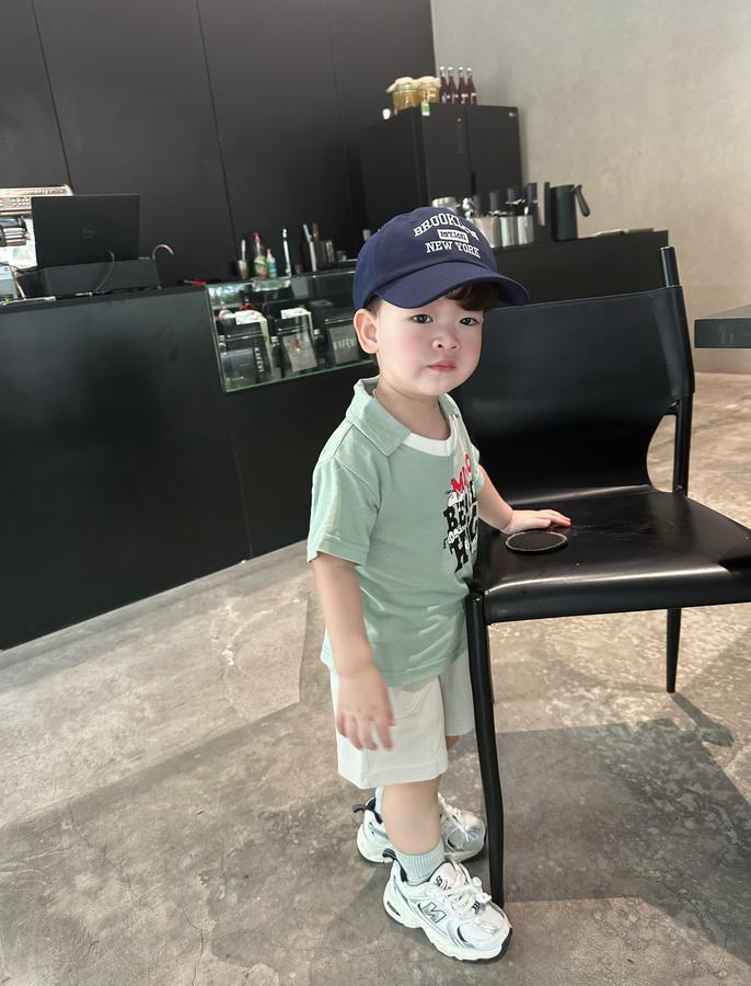 SB2236- bộ polo in chữ million beagle hugs ngực