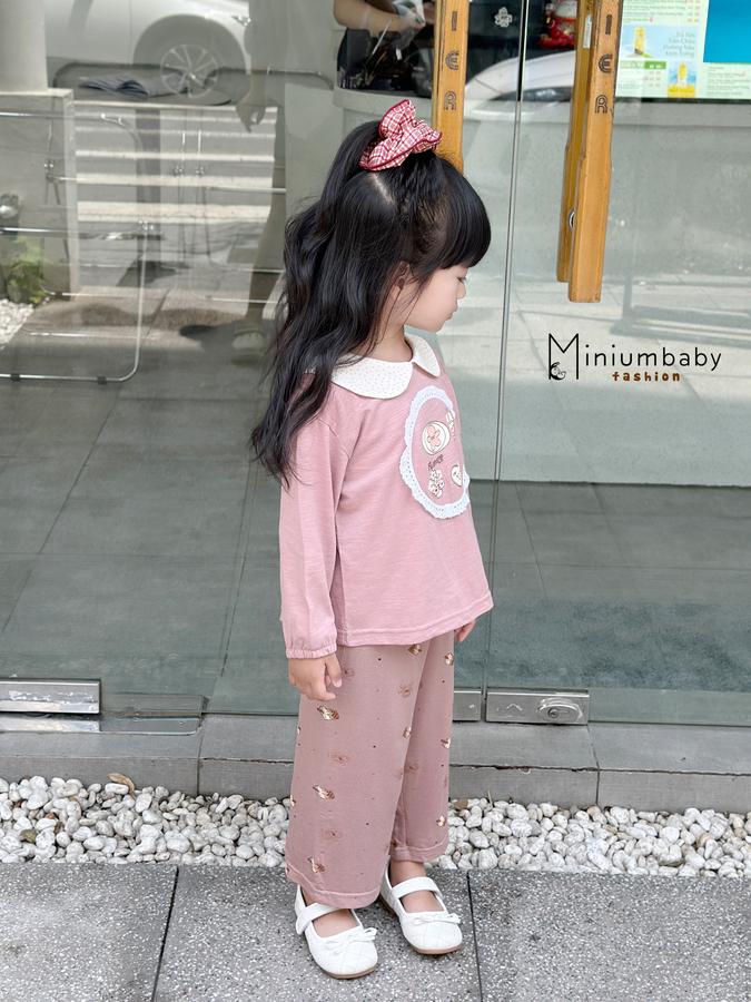 SB2412- bộ cổ sen dài tay bé gái bo tay, ren tròn quanh hình in gấu, hoa, tim, trà sữa