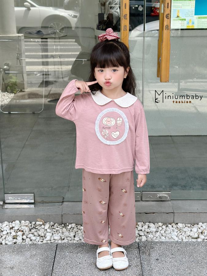 SB2412- bộ cổ sen dài tay bé gái bo tay, ren tròn quanh hình in gấu, hoa, tim, trà sữa