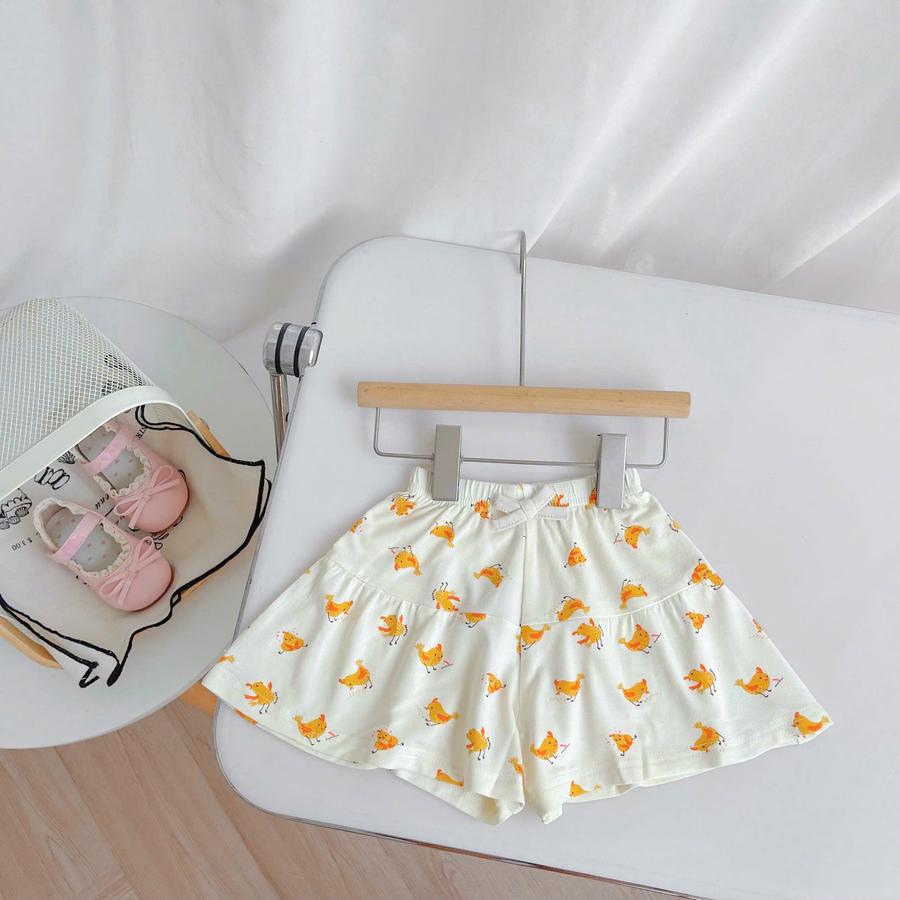 V2427- quần váy bé gái con gà