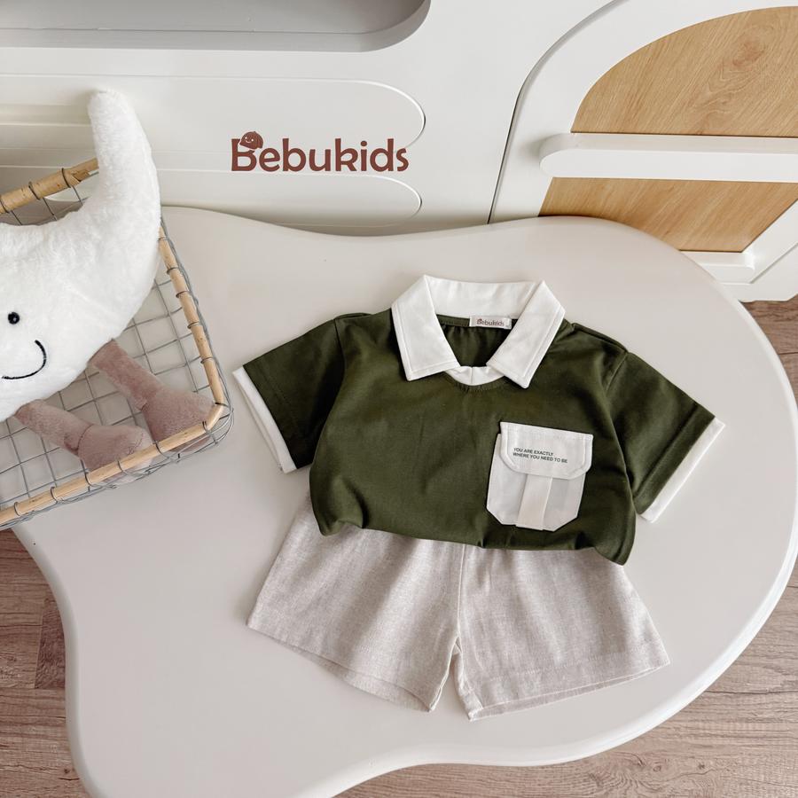 SB2116-polo cổ v túi ngực in chữ