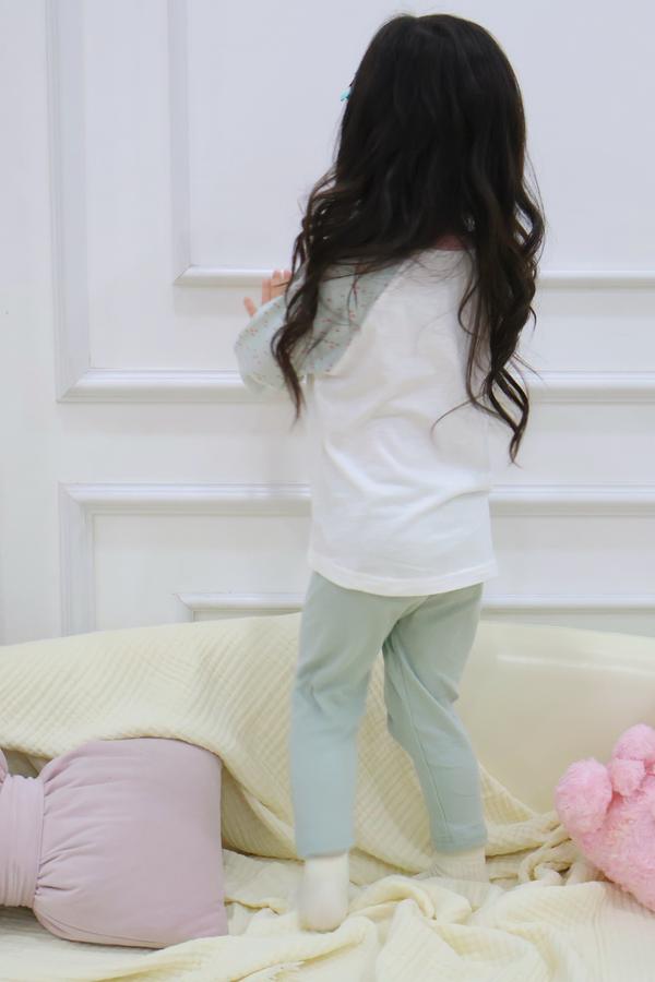 SB2103- bộ dài tay phối cổ, tay, quần in trái tim, hổ