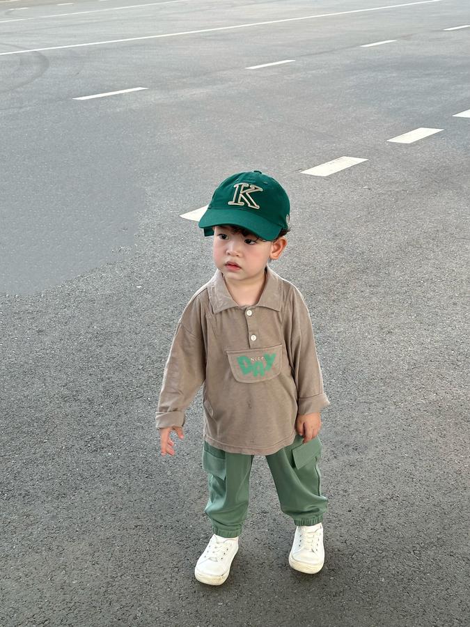 SB2385- bộ cộc có cổ dài tay in niceday dưới nẹp