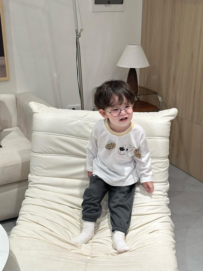 SB2410- bộ dài tay bé trai in cũn đính tai báo