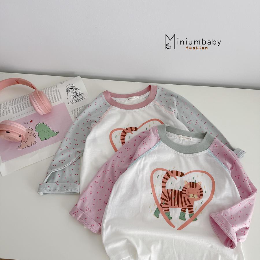 SB2103- bộ dài tay phối cổ, tay, quần in trái tim, hổ