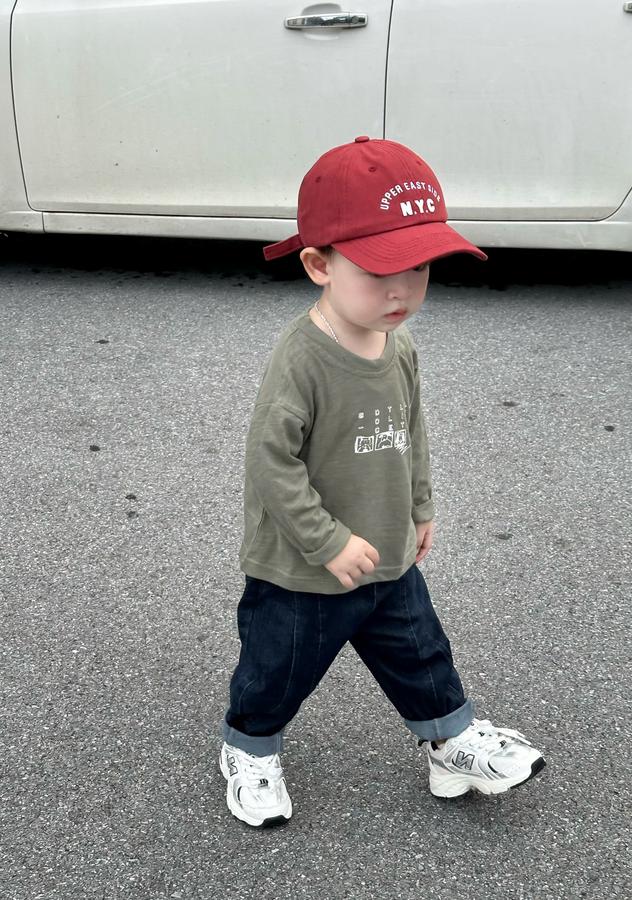 A2138- ái dài tay in chữ 3 ô vuông