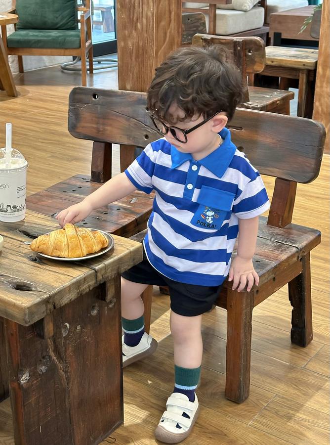 SB2228- bộ polo sọc ngang túi ngực in chó polka