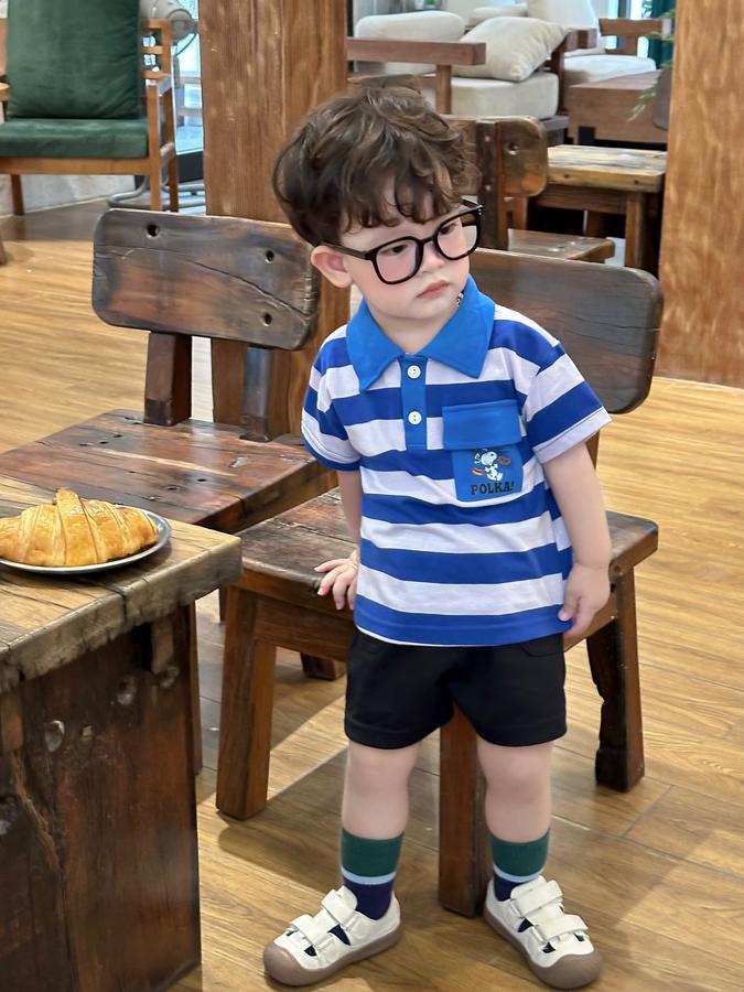 SB2228- bộ polo sọc ngang túi ngực in chó polka