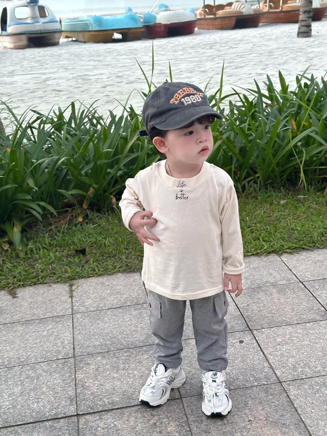 SB2073- bộ dài tay in life is better