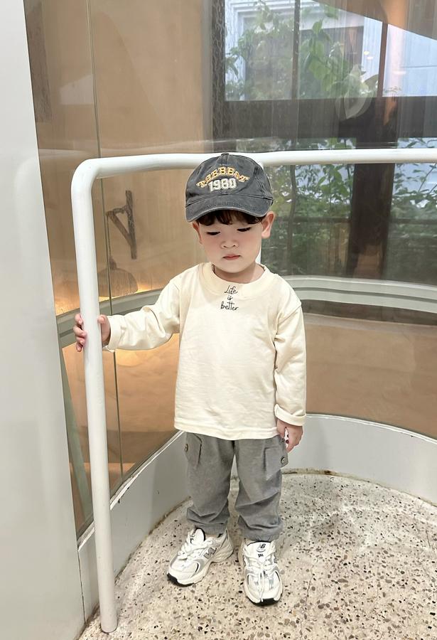 SB2073- bộ dài tay in life is better