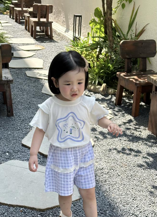 SB2450- bộ cộc tay đính sao kẻ phối quần kẻ