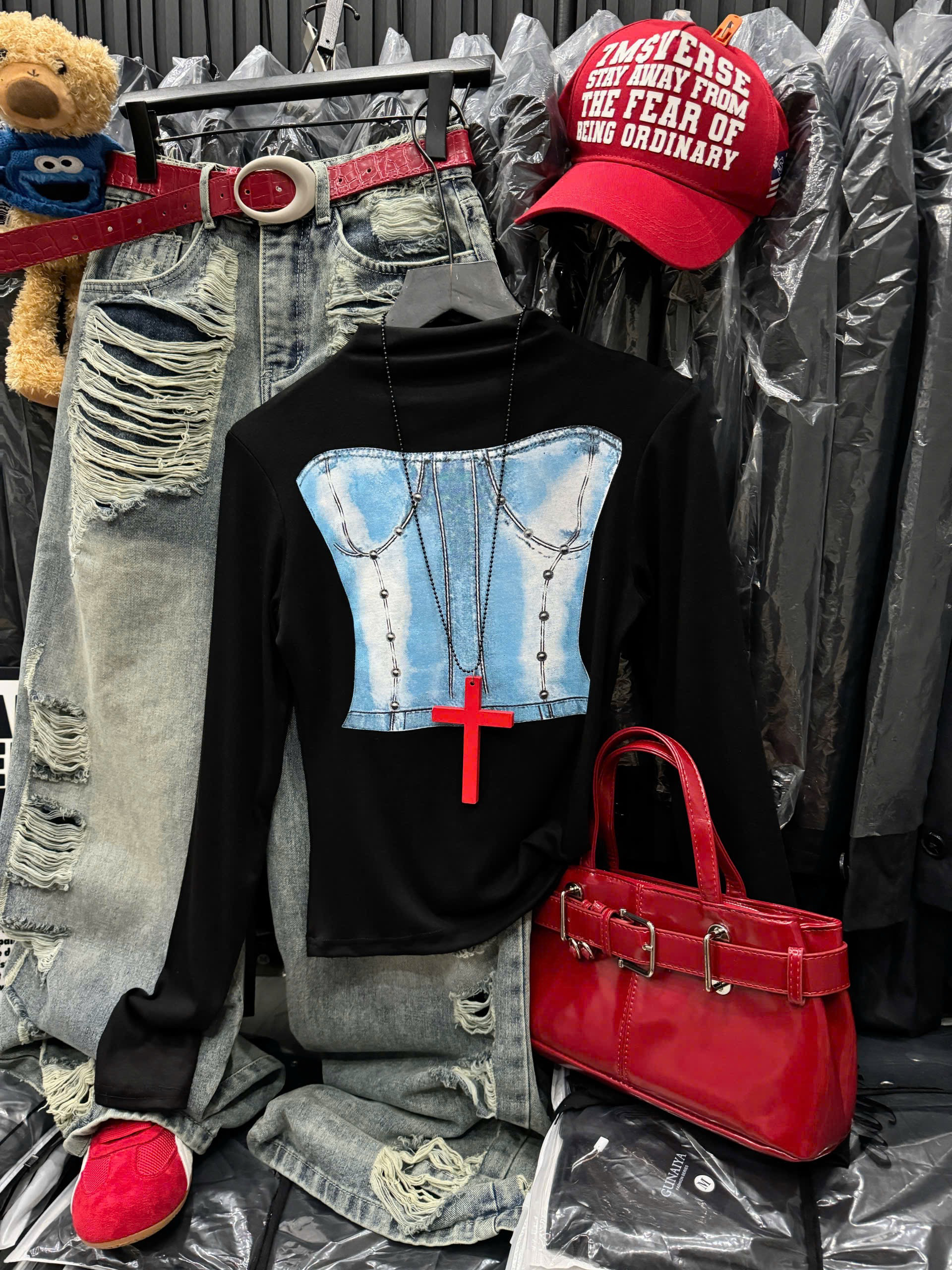 Product image - áo dài tay cổ cao in họa tiết xanh