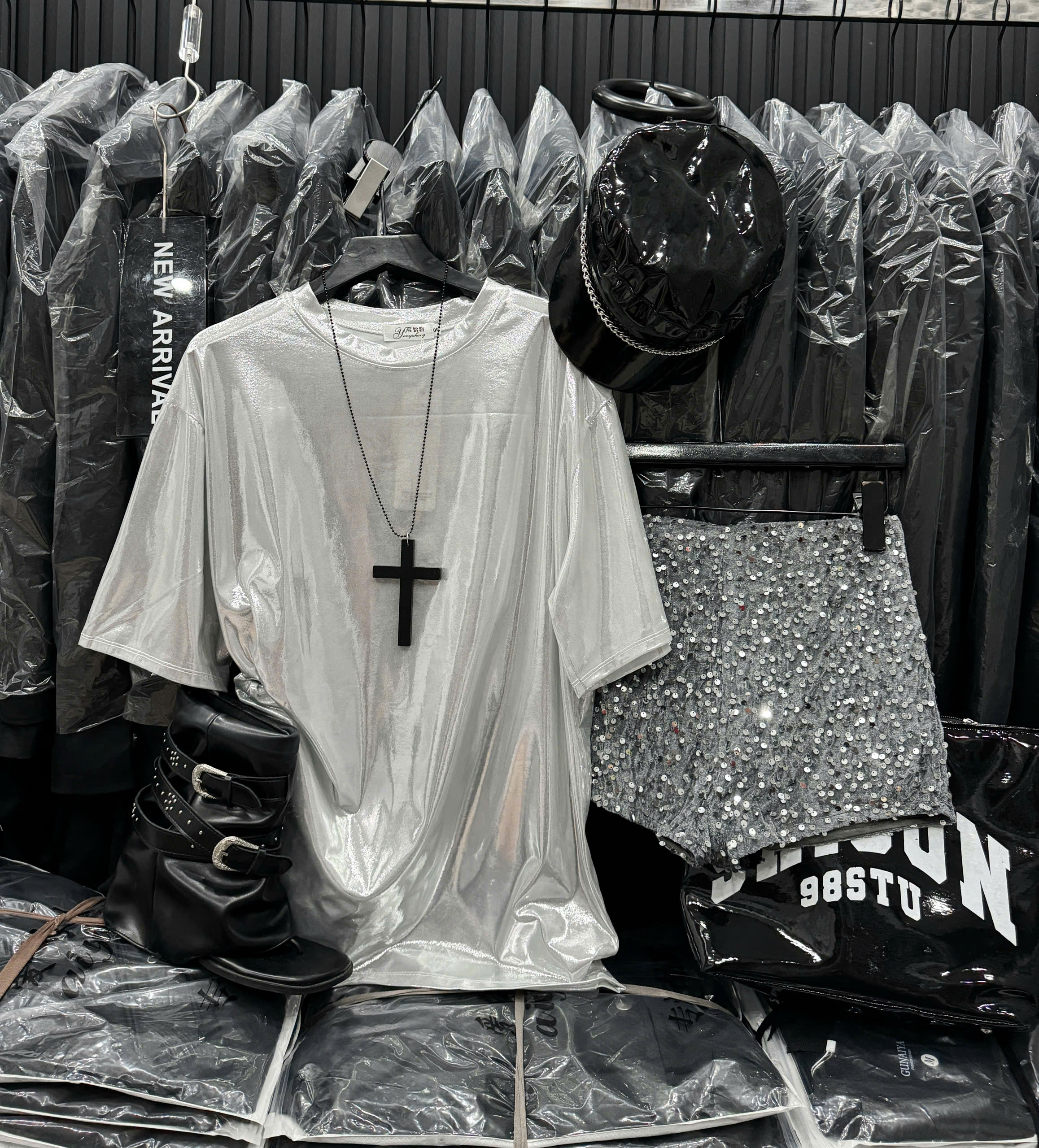 Product image - Set Áo + Quần Sooc Bling Bling