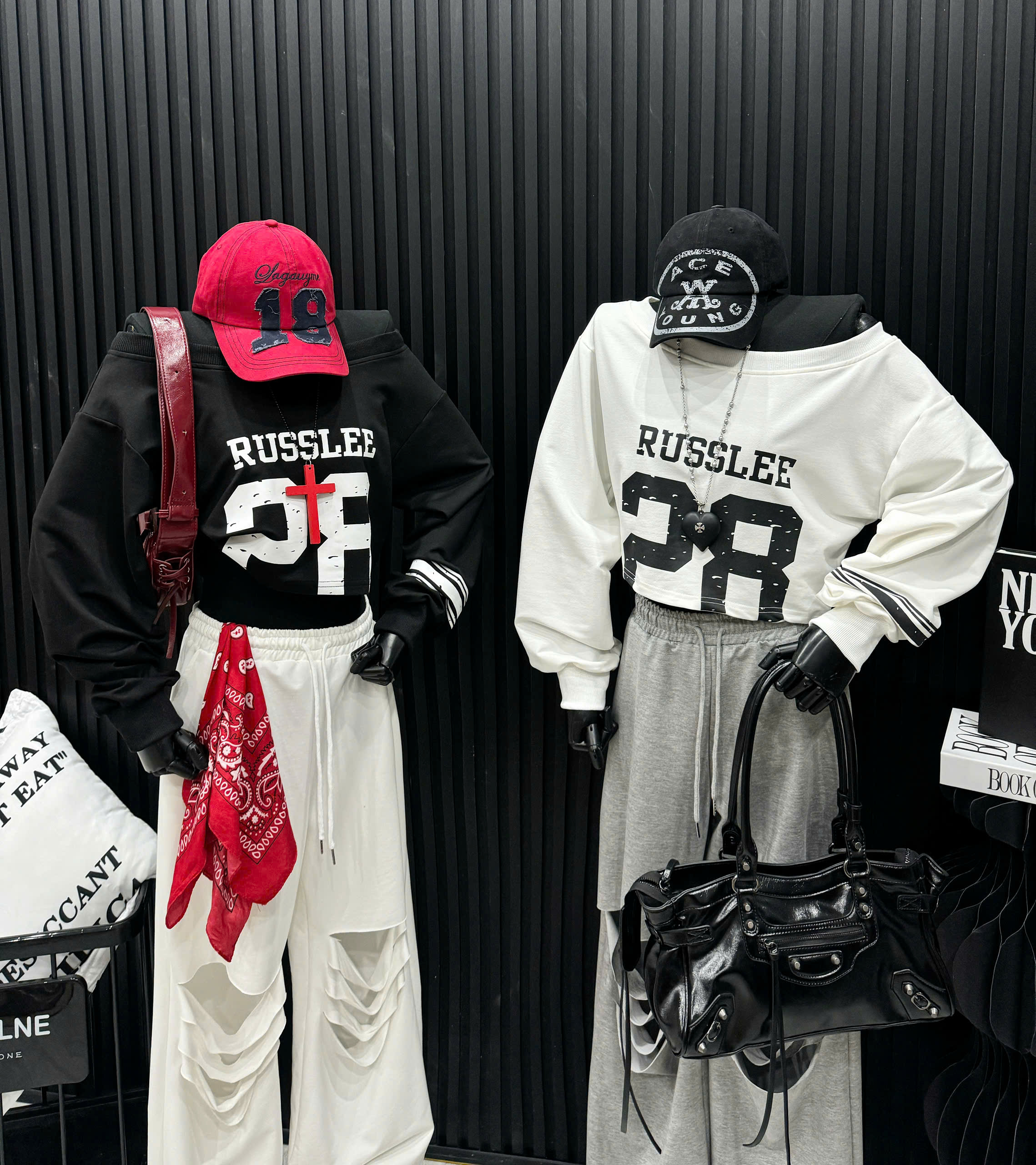 Product image - Set Áo Croptop tay Dài Mix Quần Xuông