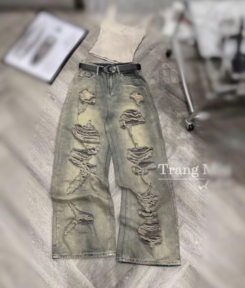 Product image - Quần Jean Xuông Rách Siêu Chất