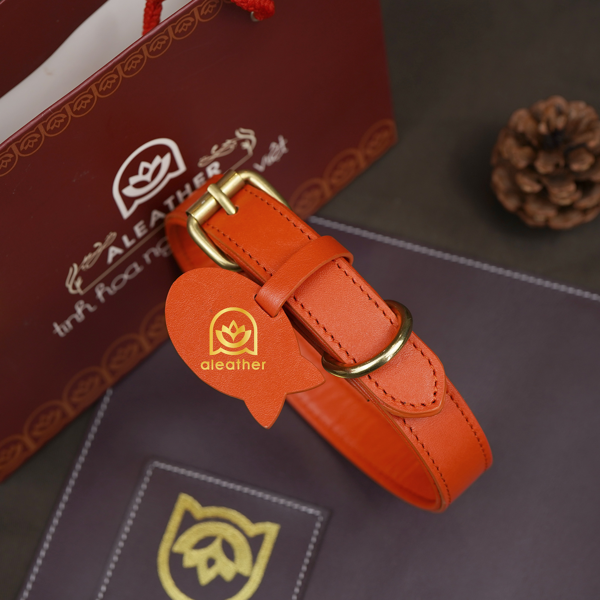 Product image - Vòng cổ da bò Ý cao cấp, chi tiết tinh xảo, sang trọn