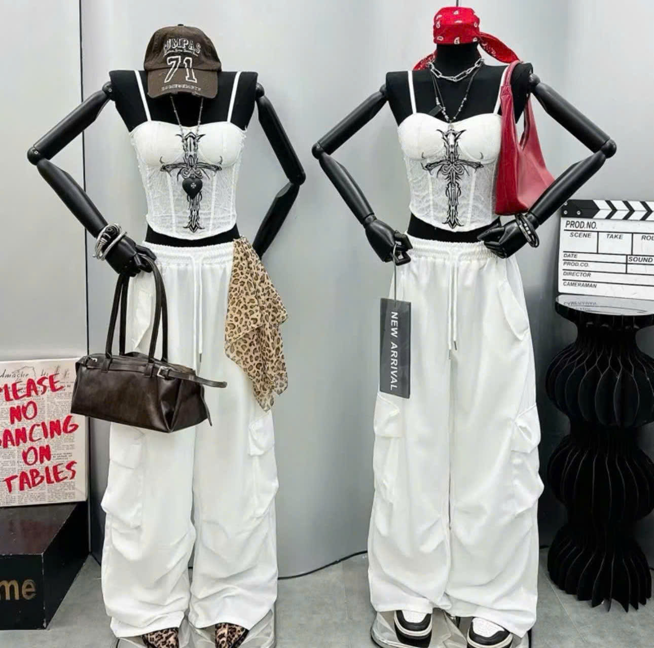 Product image - Set Áo 2 Dây In Chữ Thập Cá Tính