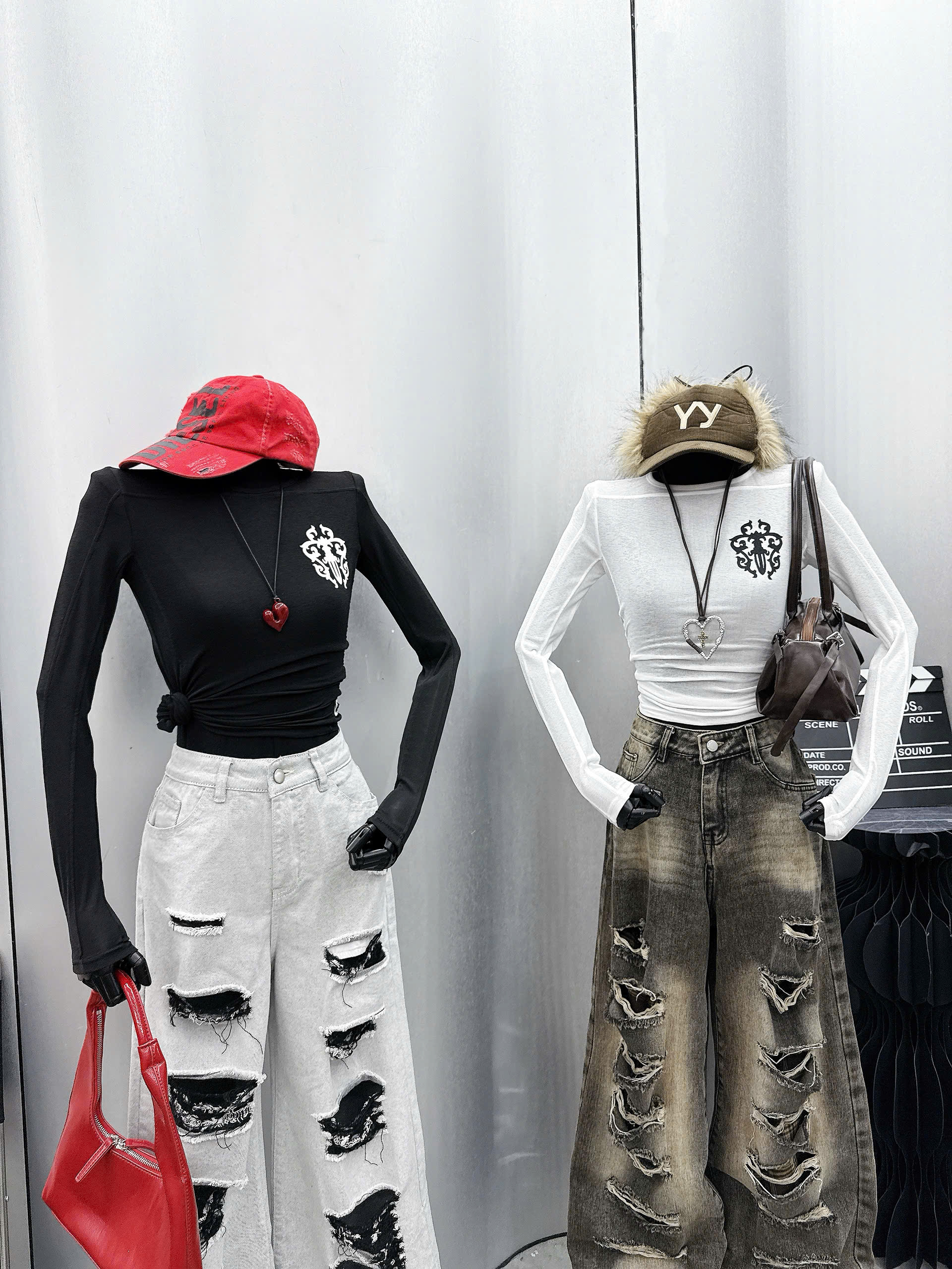 Product image - Áo Thun Mỏng In Thập