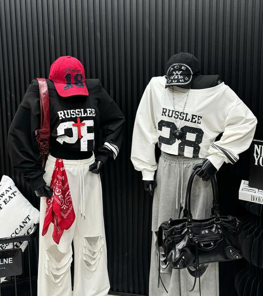 Product image - Set Áo Croptop tay Dài Mix Quần Xuông