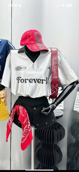 Product image - Áo Croptop Thể Thao Forever18