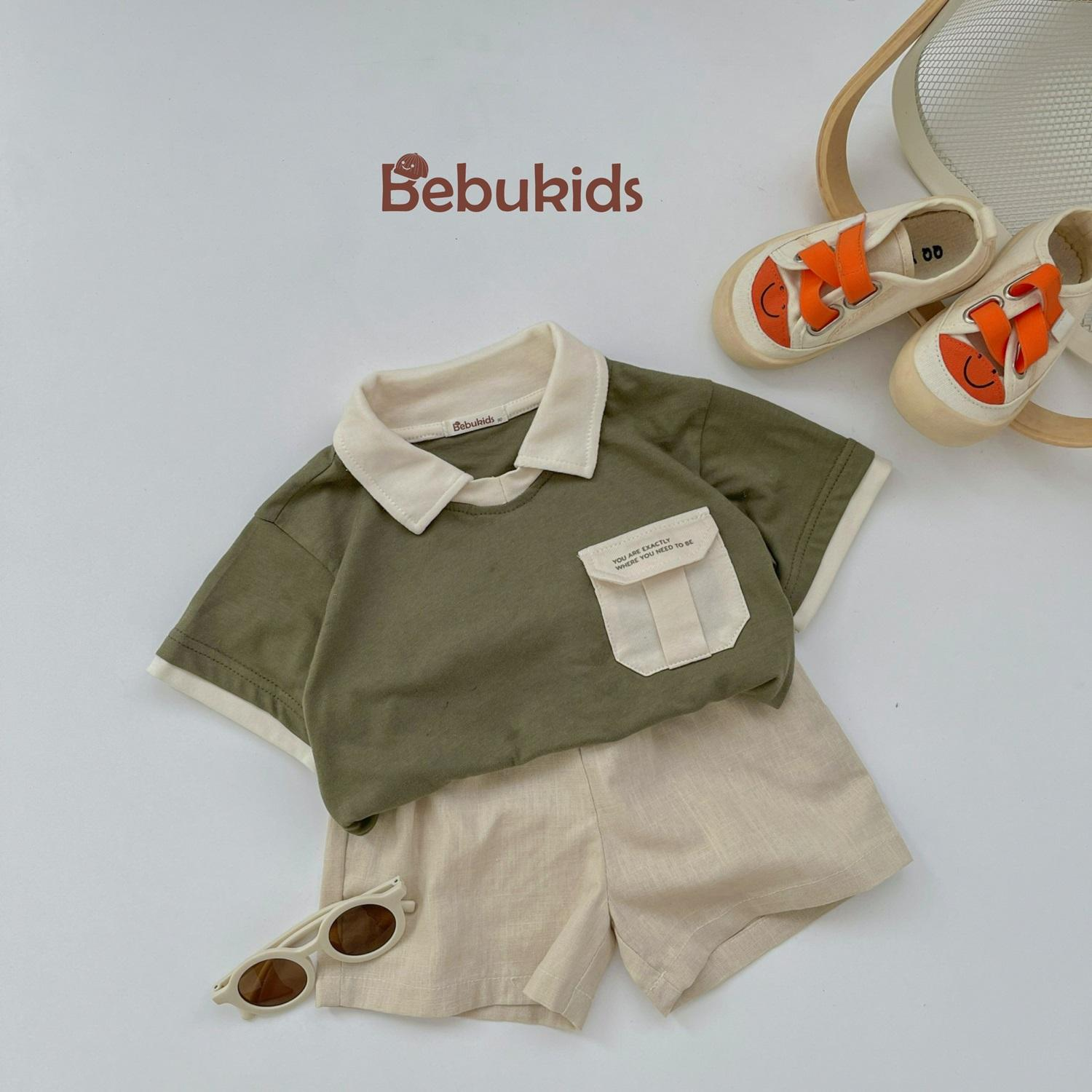 SB2116-polo cổ v túi ngực in chữ rêu