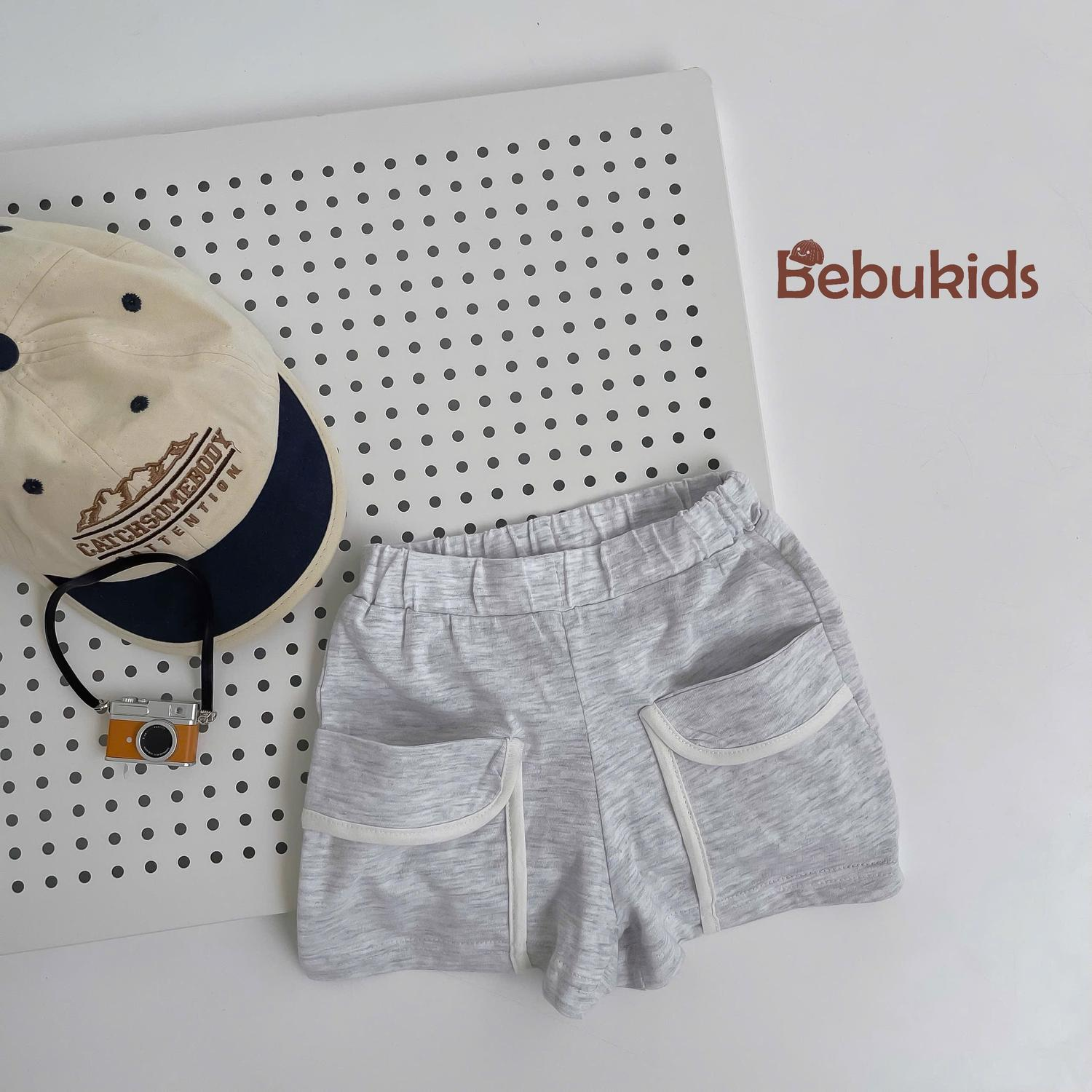 QC2301- quần đùi viền túi bé trai xám