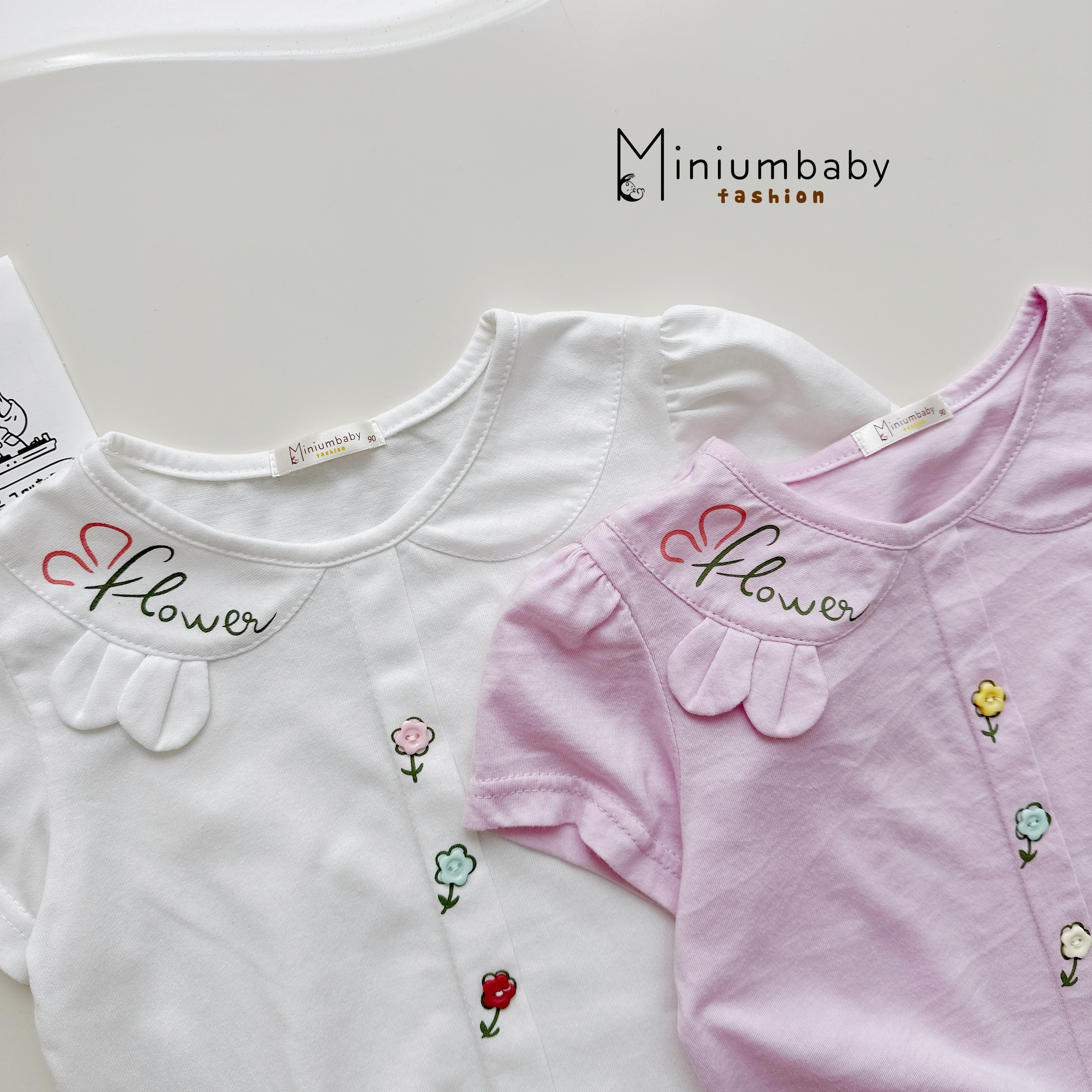 SB2451- bộ cộc tay cổ sen bé gái in chữ flower đính tai thỏ