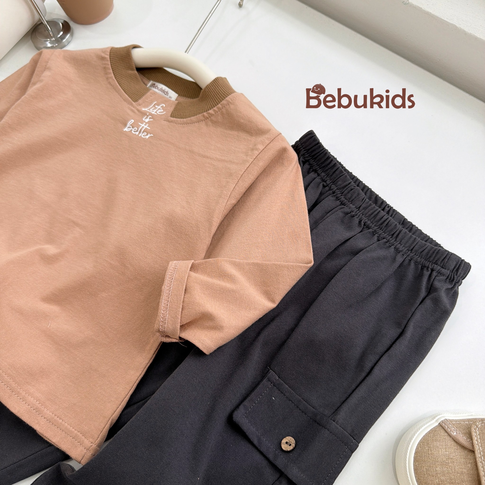 SB2073- bộ dài tay in life is better