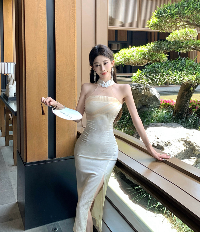 Váy Lụa Dài Cổ Sẻ Thanh Lịch "Han Elegant"