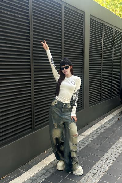 Product image - ÁO THUN  dài tay cổ tròn in hình