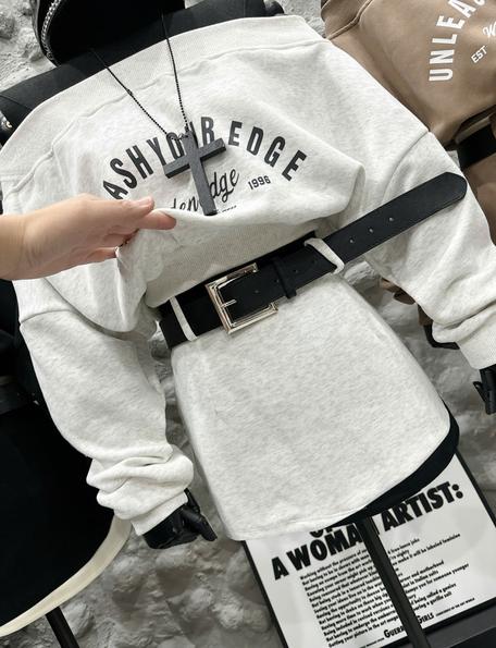 Product image - set trễ  vai in chữ unleash (tặng kèm đai)