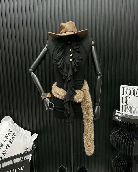 Product image - Váy Cổ Yếm Bèo Nhún Dáng Ôm