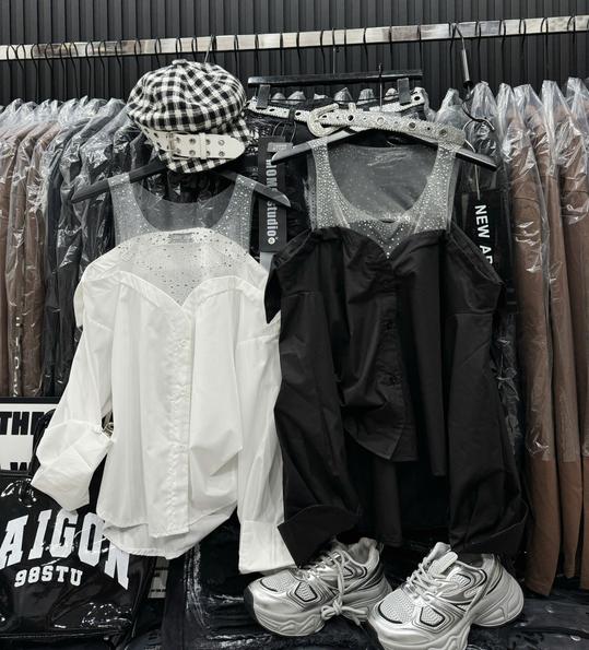 Product image - Áo sơ Mi Đính Đá Trễ Vai Lấp Lánh