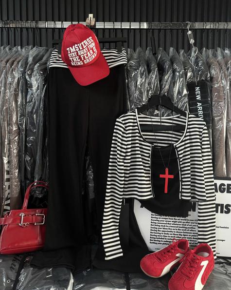 Product image - Set 3m Quây Khoác Kẻ Mix Quần Dài