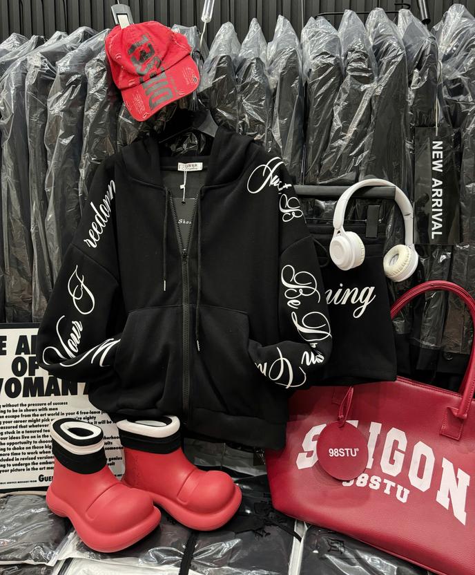 Product image - set nỉ 2 da áo khoác mũ + quần sooc in chữ