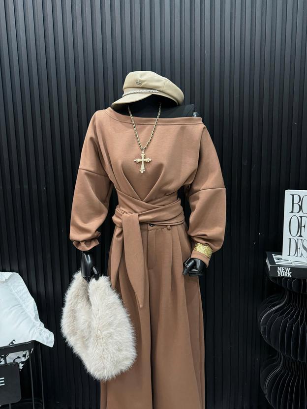 Product image - set áo thun dáng dài 1 vai và quần