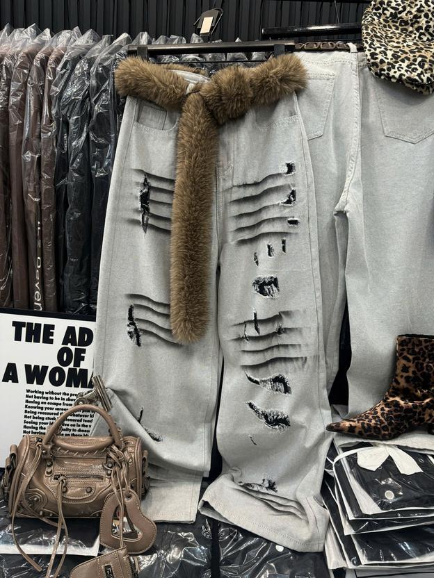 Product image - Quần rách trắng