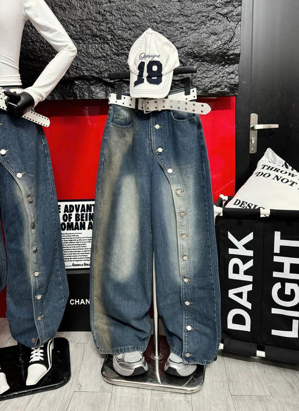 Product image - Quần Jean Xuông Mix Khuy Sườn